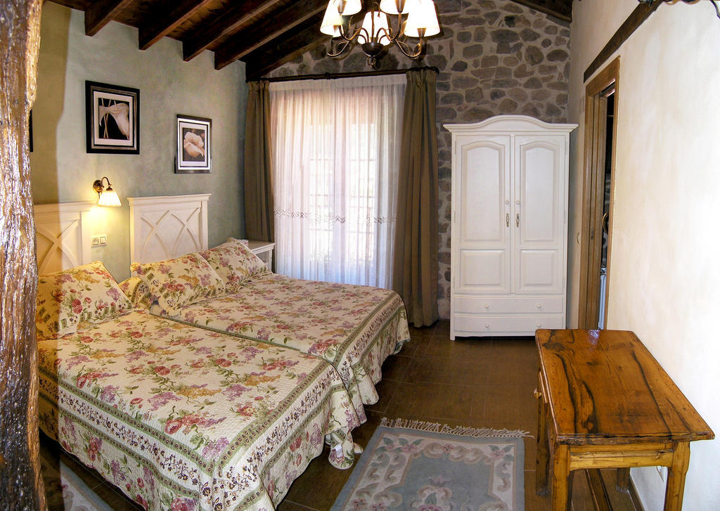 Casa Paulino Hotel Corrales De Buelna Ruang foto